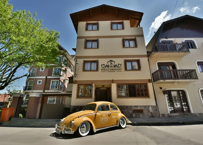 Hotel 3 estrelas: Pousada Stillo Gramado Centro - 300 metros da rua coberta